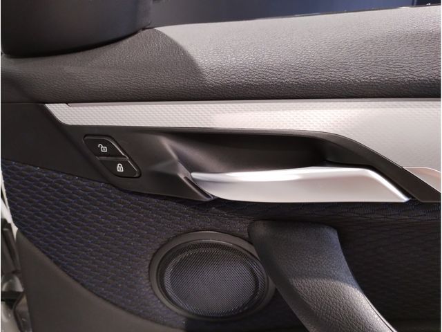 Bmw X1 2017-06 181621-23