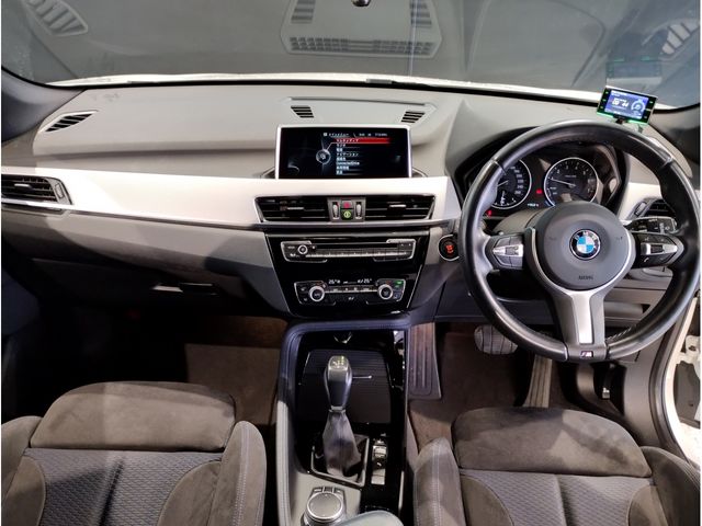 Bmw X1 2017-06 181621-1
