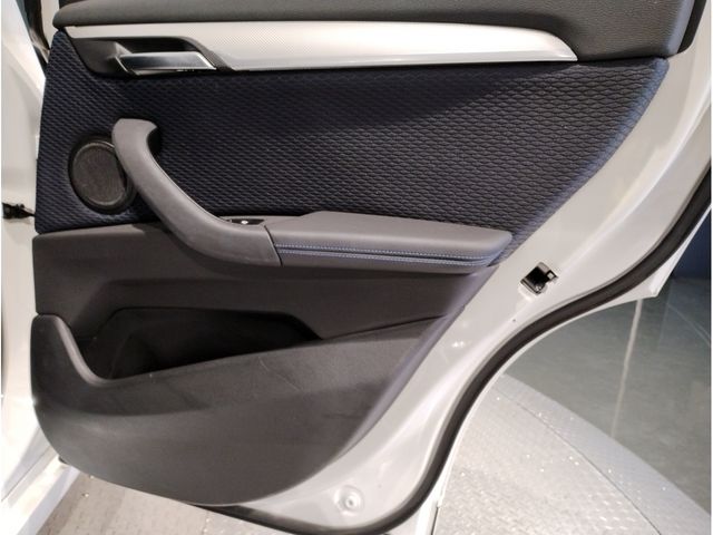 Bmw X1 2017-06 181621-28