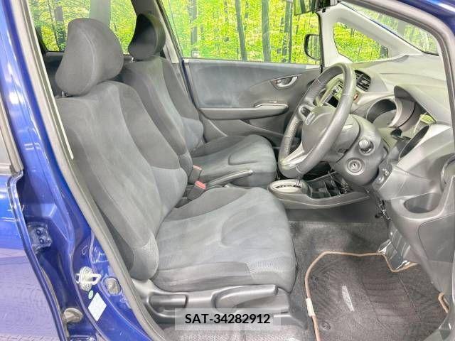 Honda FIT 2010-09 396552-8