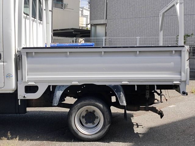 Mazda TITAN 2008-04 195418-4