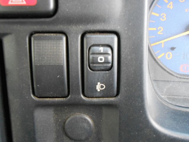 Mazda TITAN 2008-04 195418-21