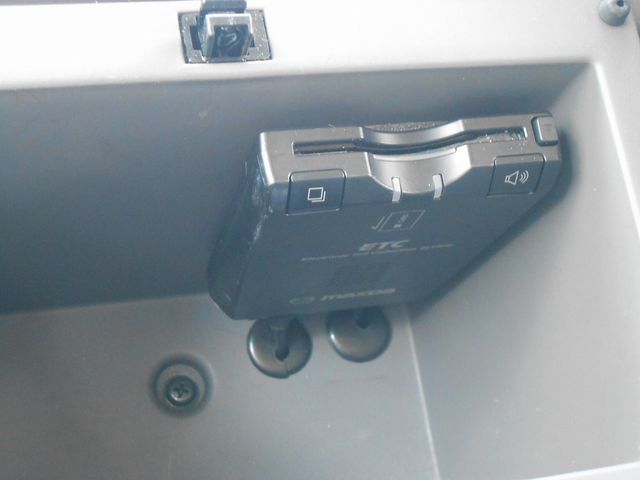 Mazda TITAN 2008-04 195418-27