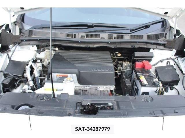 Nissan LEAF 2019-08 324801-18