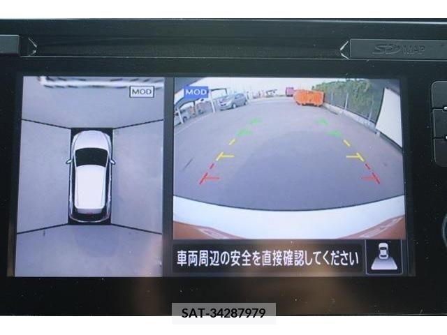Nissan LEAF 2019-08 324801-2