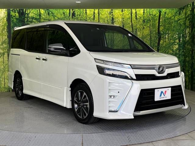 Toyota VOXY 2019-12 187638-17