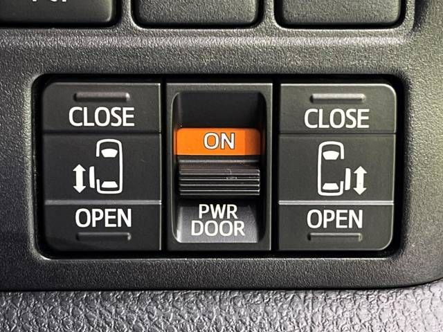 Toyota VOXY 2019-12 187638-6