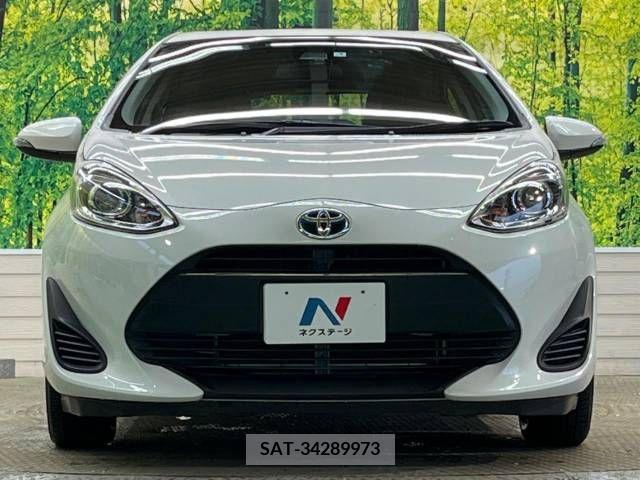 Toyota AQUA 2018-04 260258-14