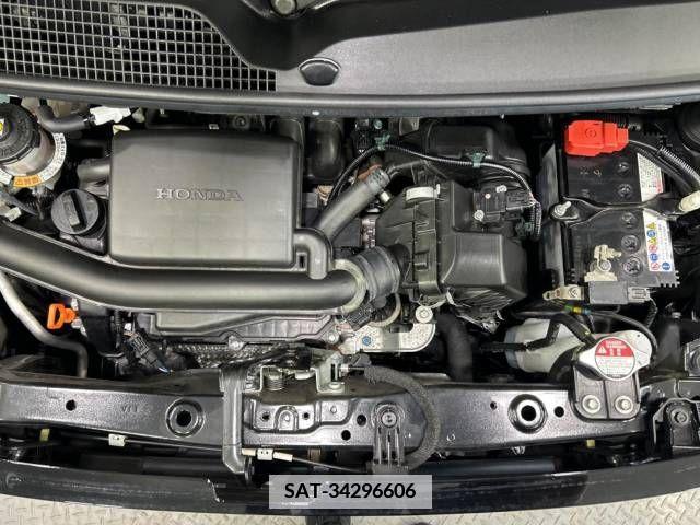 Honda N BOX CUSTOM 2022-07 341806-18