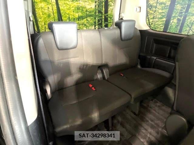 Toyota VOXY 2013-09 321361-10