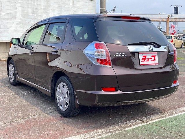Honda FIT SHUTTLE HYBRID 2014-03 8600-8