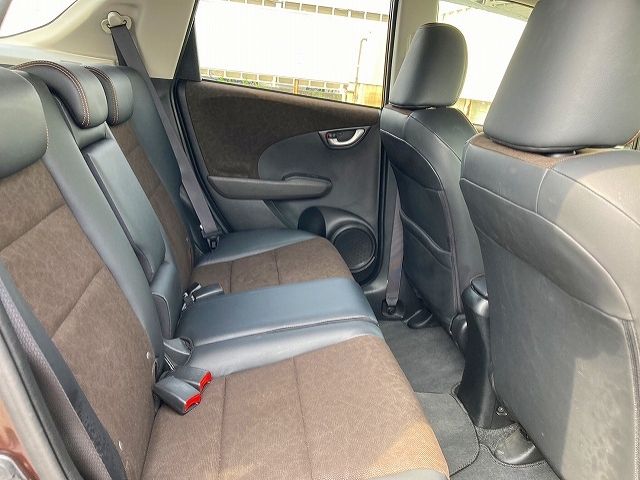 Honda FIT SHUTTLE HYBRID 2014-03 8600-18