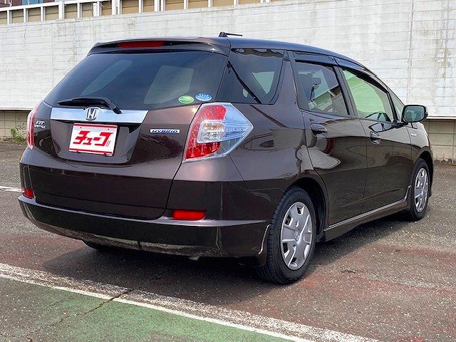 Honda FIT SHUTTLE HYBRID 2014-03 8600-2