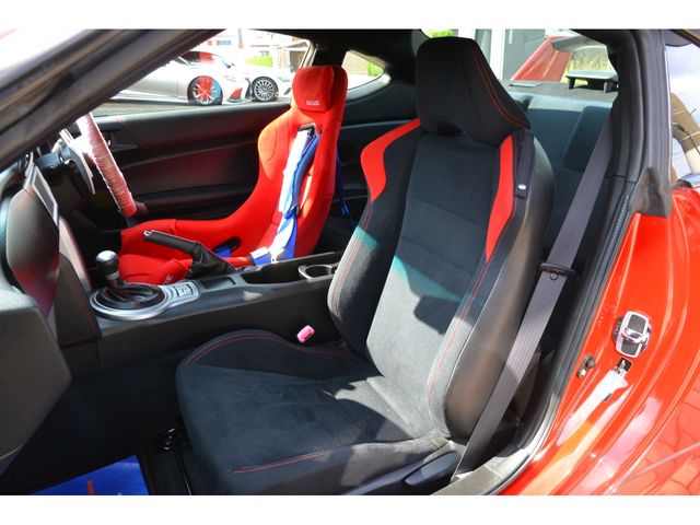 Toyota 86 2013-04 186926-15