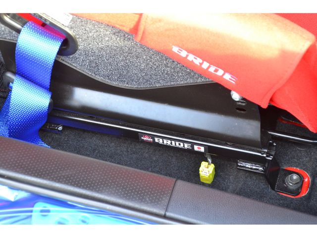 Toyota 86 2013-04 186926-18
