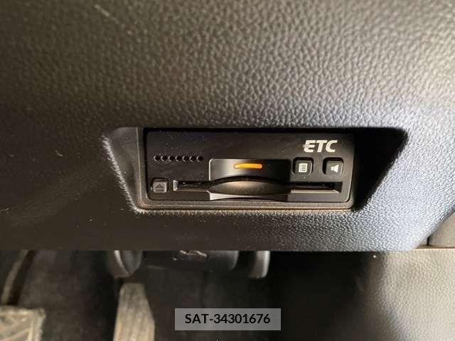 Suzuki SWIFT 2018-01 286629-12
