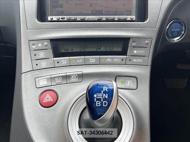 Toyota PRIUS 2013-05 344226-2