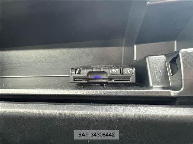 Toyota PRIUS 2013-05 344226-11