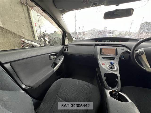 Toyota PRIUS 2013-05 344226-18