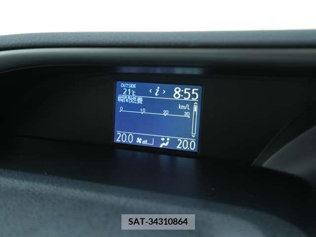 Toyota VOXY 2016-09 331685-13