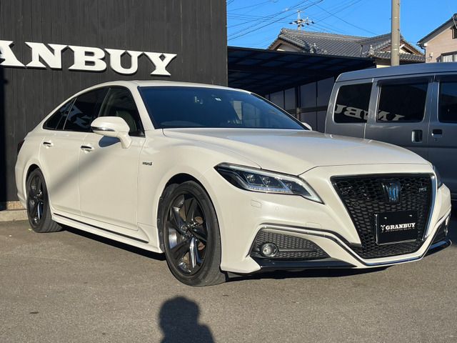Toyota CROWN SEDAN 2019-03 12922-15