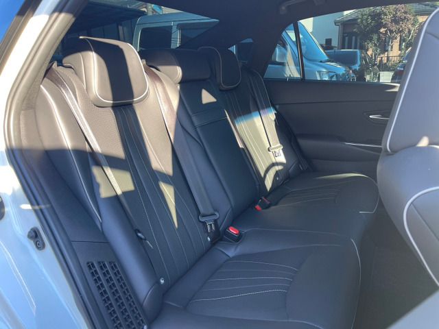 Toyota CROWN SEDAN 2019-03 12922-5
