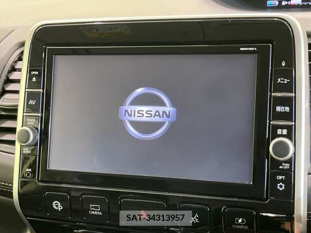 Nissan SERENA 2019-02 367778-3