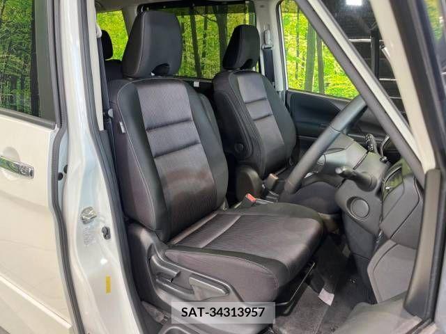 Nissan SERENA 2019-02 367778-8