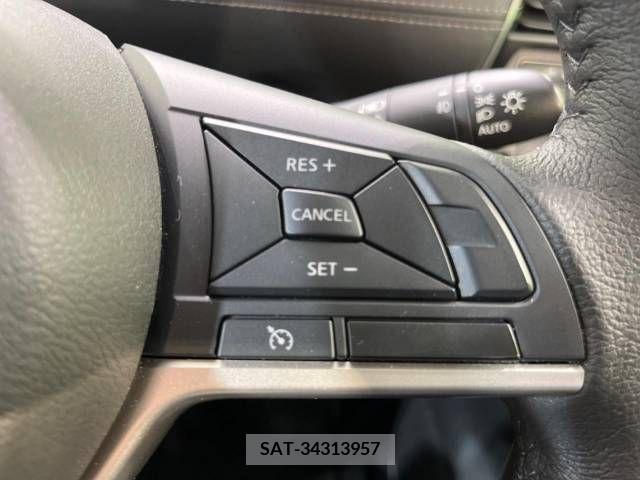 Nissan SERENA 2019-02 367778-6