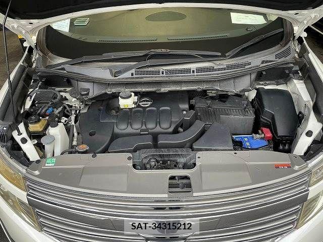 Nissan ELGRAND 2011-03 269554-19
