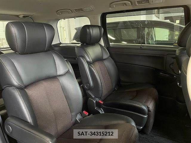 Nissan ELGRAND 2011-03 269554-9
