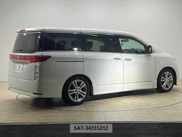 Nissan ELGRAND 2011-03 269554-15