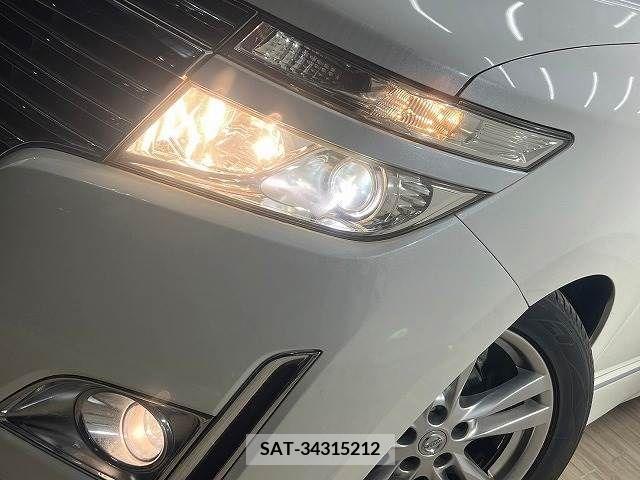 Nissan ELGRAND 2011-03 269554-17