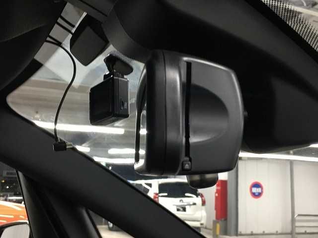 Bmw 2 SERIES 2017-07 13168-6