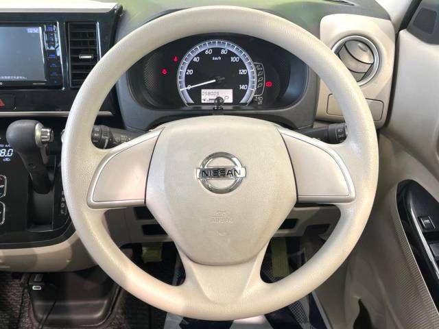 Nissan DAYZ ROOX 2015-05 22204-11