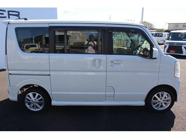 Suzuki EVERY WAGON 2015-09 9856-2