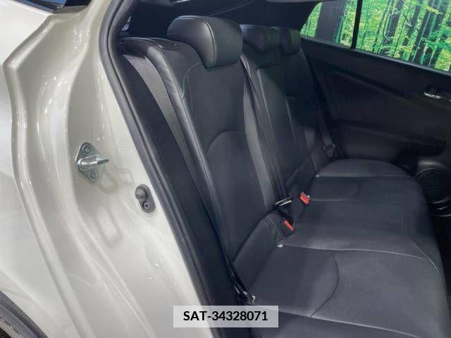 Toyota PRIUS 2019-07 366496-12