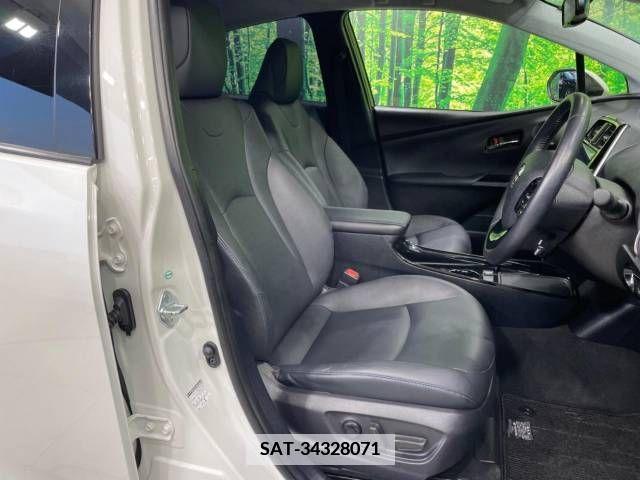 Toyota PRIUS 2019-07 366496-11