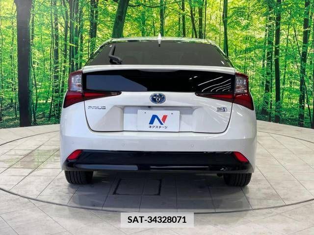 Toyota PRIUS 2019-07 366496-17