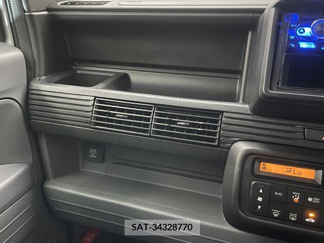 Honda N-VAN 2022-07 393053-18
