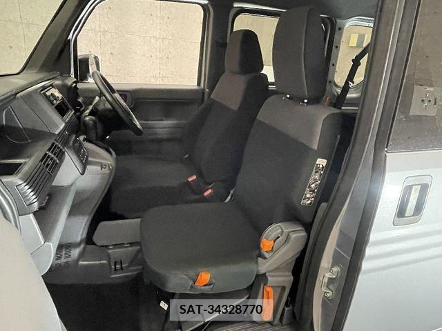 Honda N-VAN 2022-07 393053-9