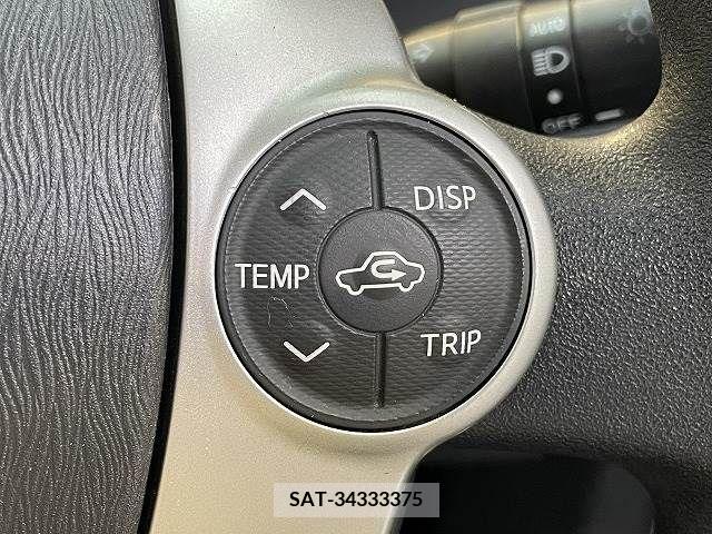 Toyota PRIUS 2015-04 235940-14