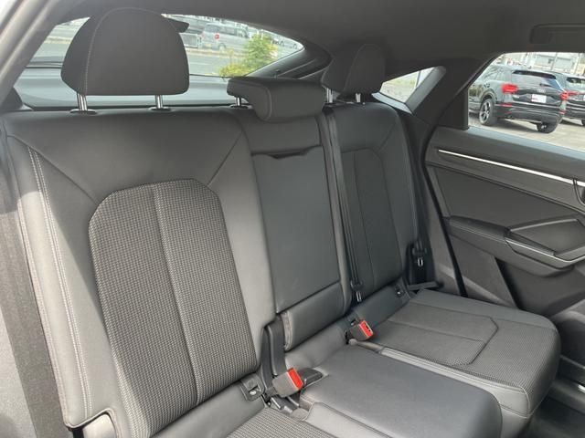 Audi Q3 2020-12 10036-15