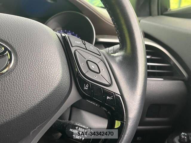 Toyota C-HR 2017-06 223173-19