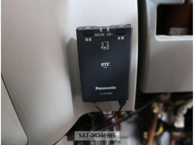 Suzuki EVERY 2013-08 268834-11