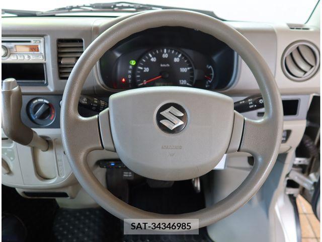 Suzuki EVERY 2013-08 268834-7