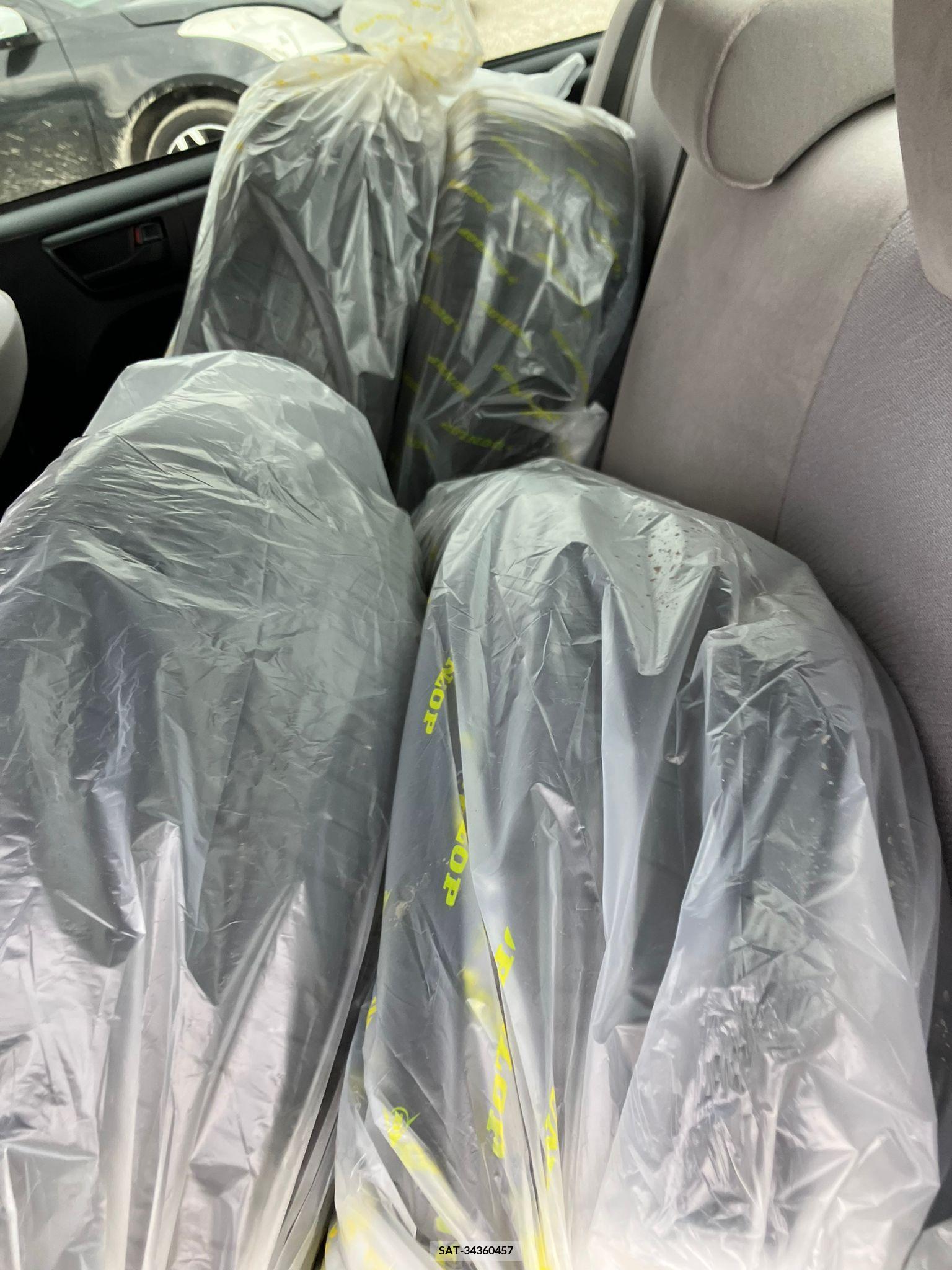 Toyota COROLLA AXIO 2017-03 257764-14