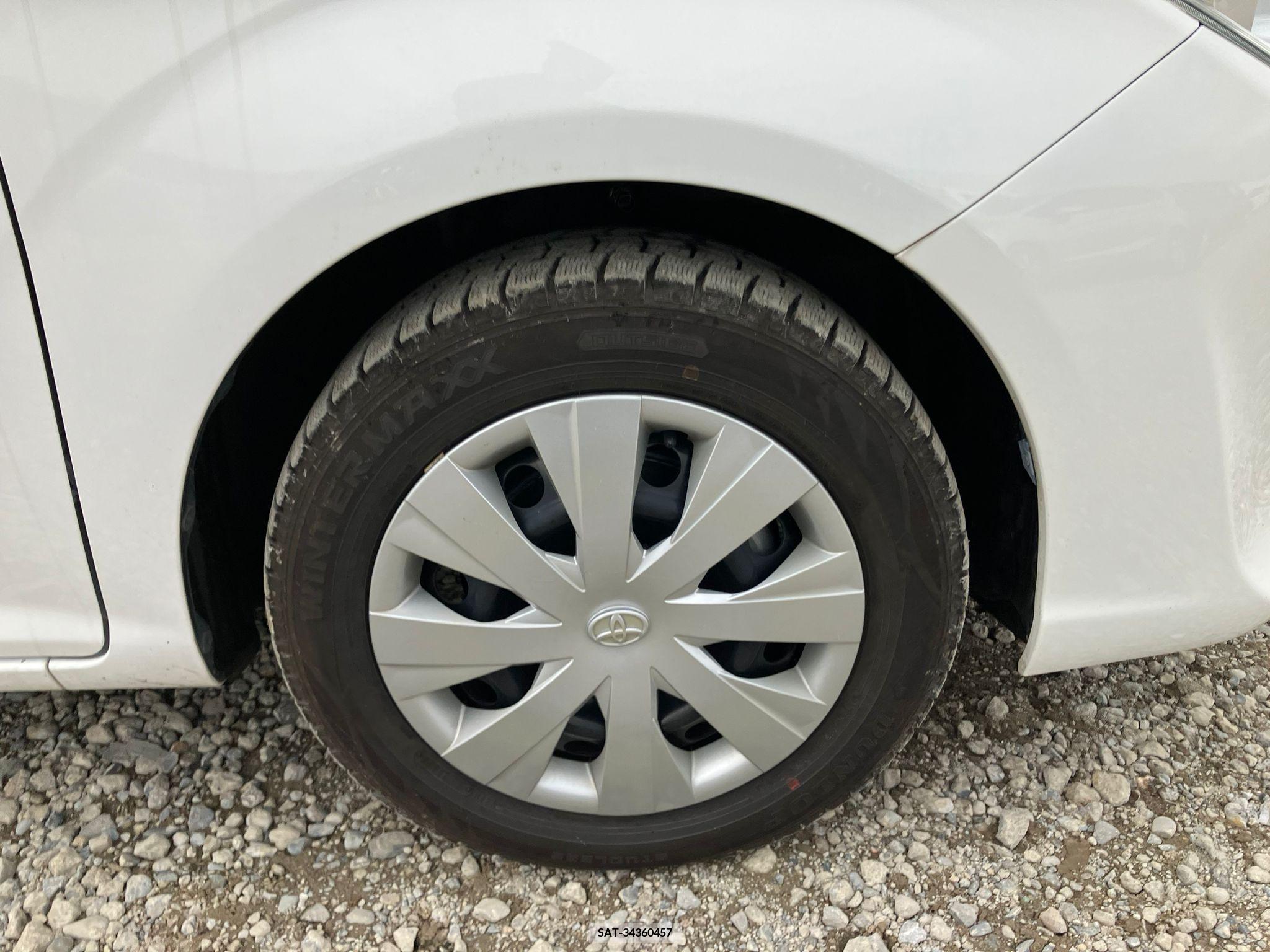 Toyota COROLLA AXIO 2017-03 257764-18