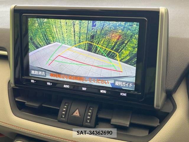 Toyota RAV4 2019-09 235116-3