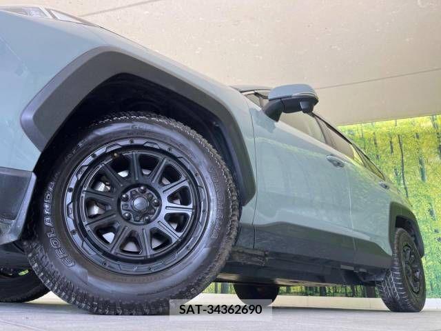 Toyota RAV4 2019-09 235116-12